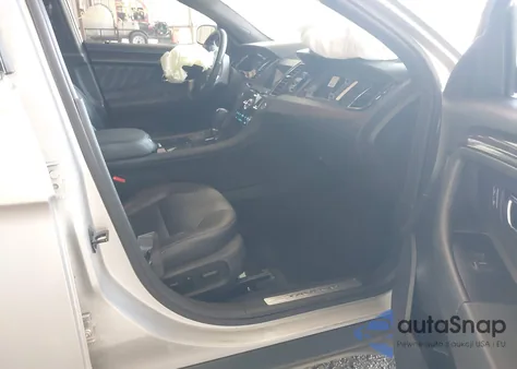 2019 Ford Taurus Limited z USA, uszkodzony, nr VIN 1FAHP2F81KG107582